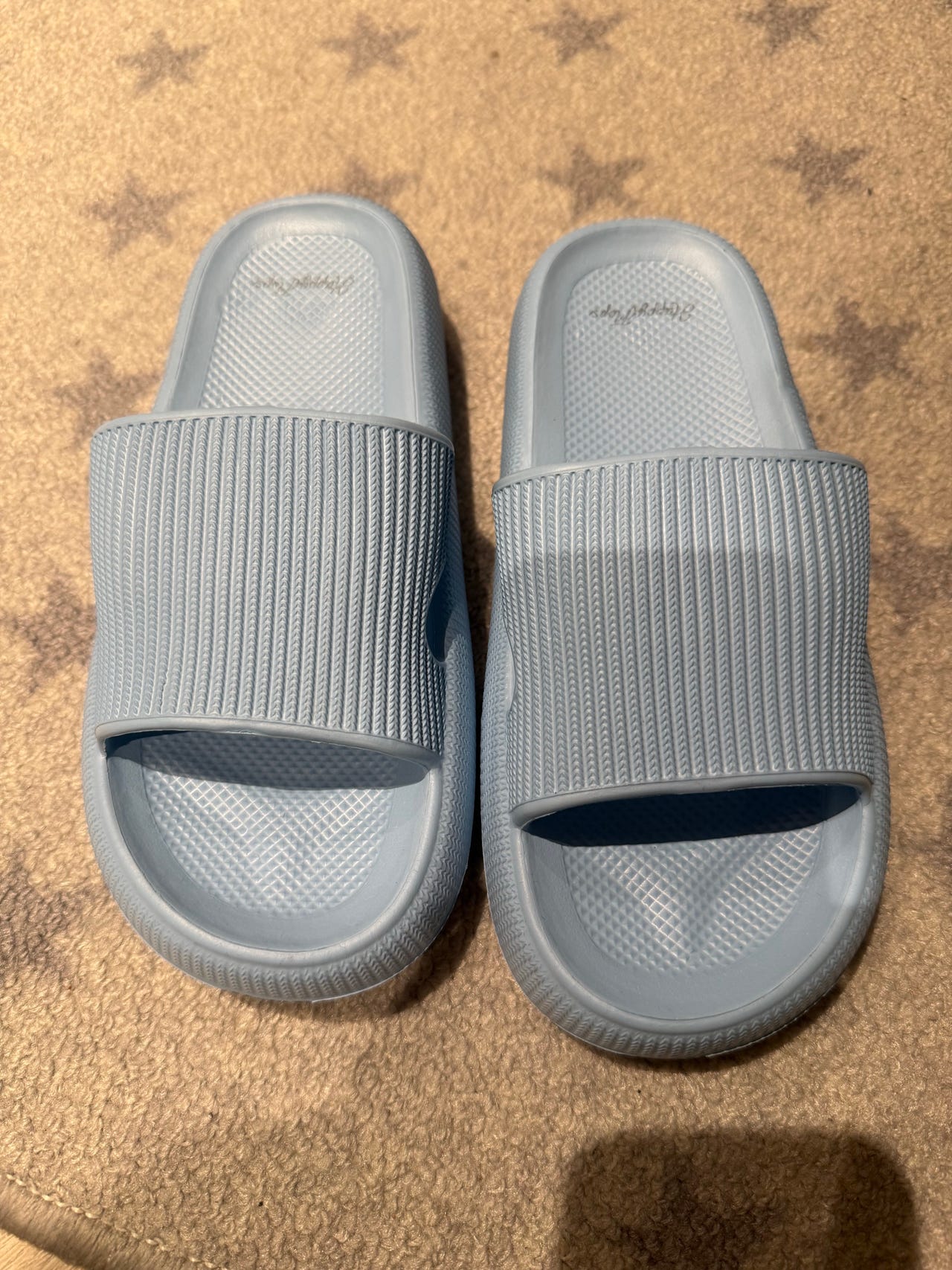 HappyFlops sandaalit 34-35