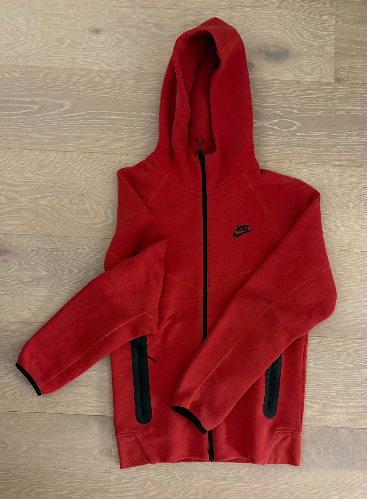 Nike tech -huppari (XS)