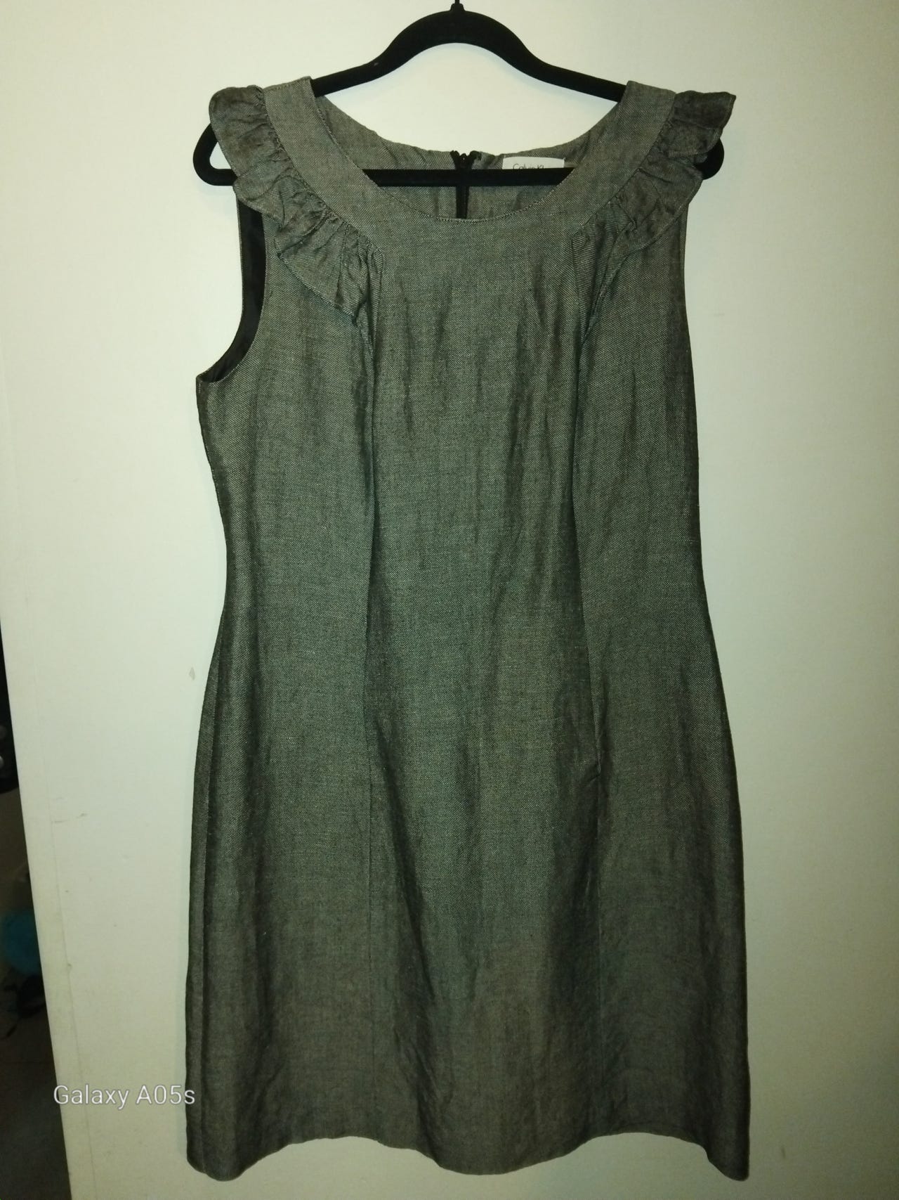 Calvin Klein mekko koko 38 harmaa 100e