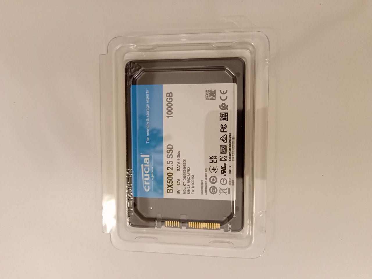 UUSI Crucial BX500 2,5 SSD 1000GB