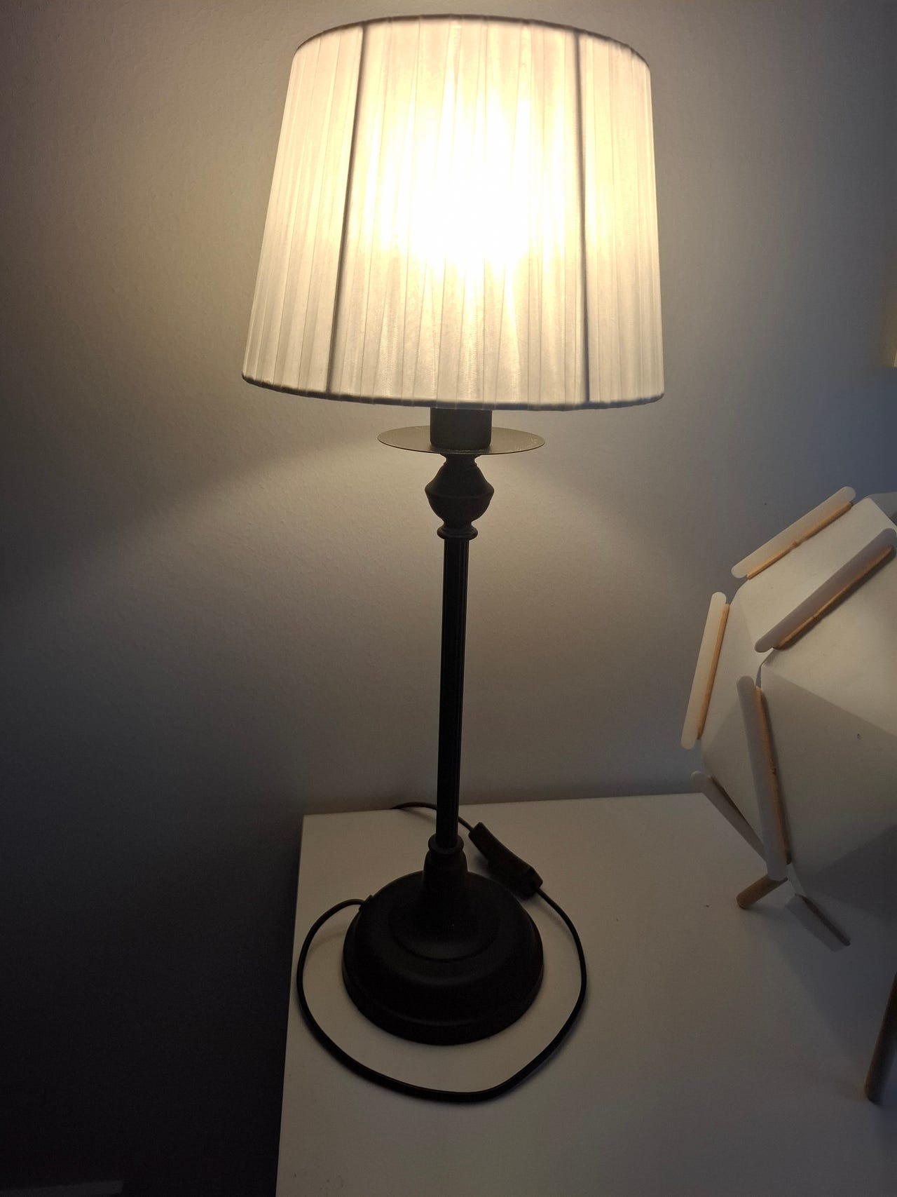 Pöytävalaisin