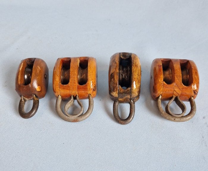 pyörät / blokit, Ship’s pulley (4) - Messinki, Puu, Rauta