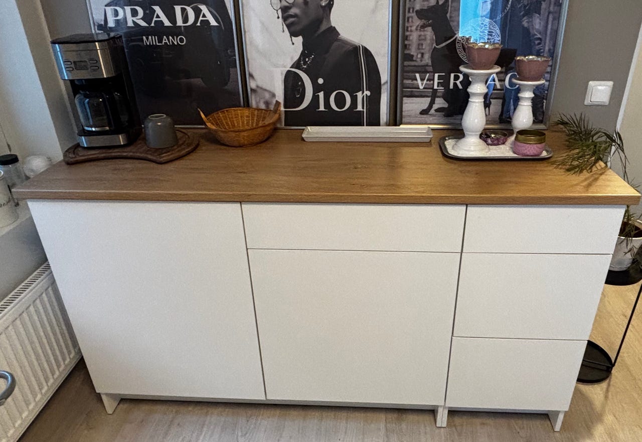 Pöytäkaappi KNOXHULT