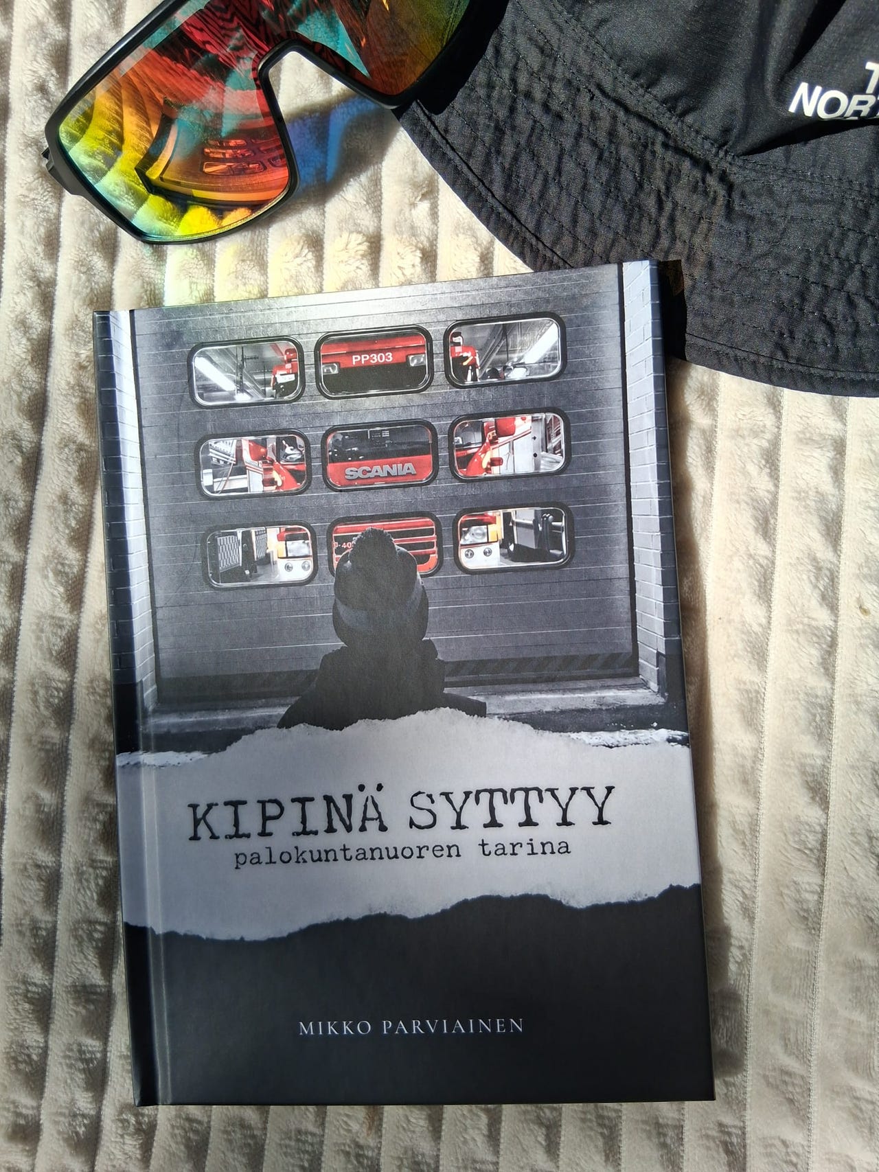Kipinä syttyy - palokuntanuoren tarina kirja