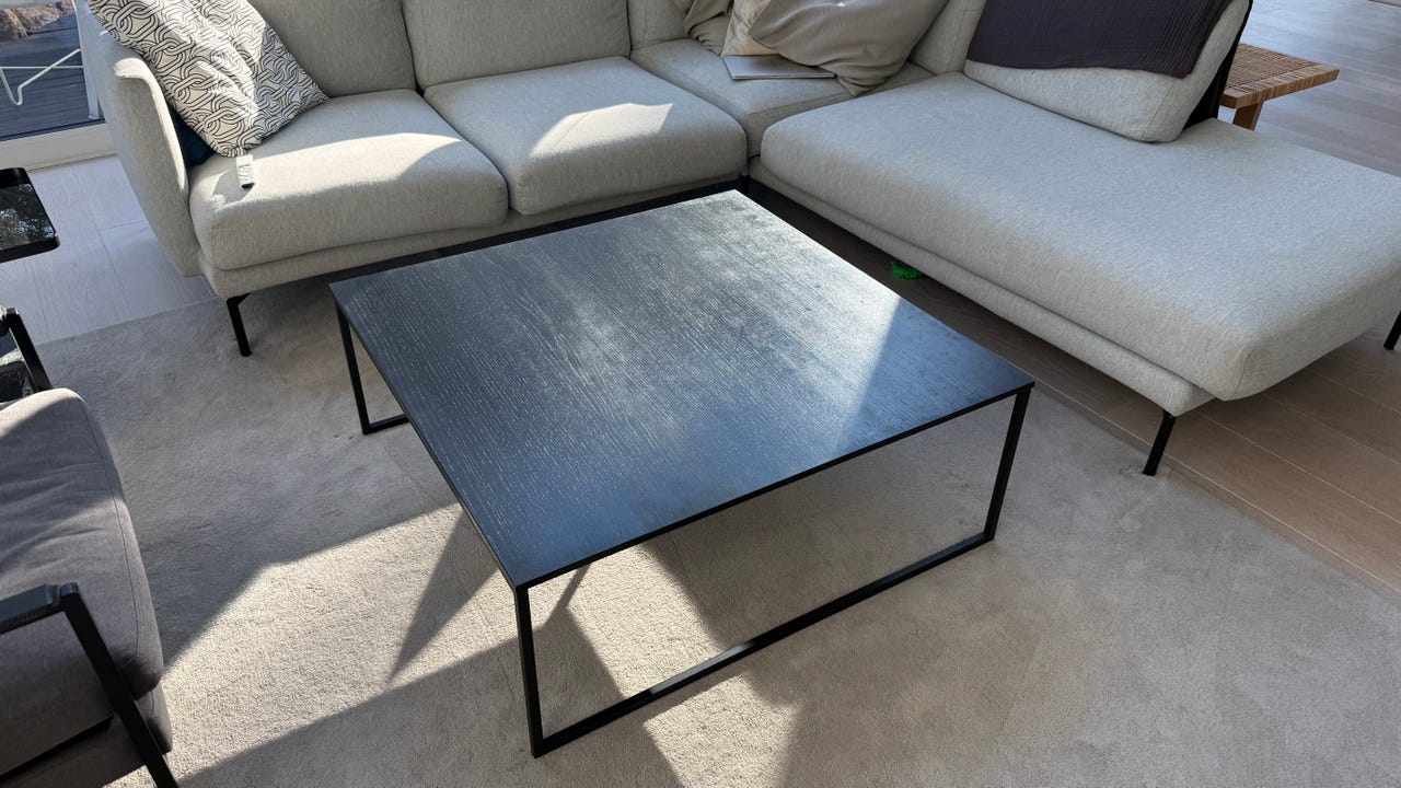 Hyväkuntoinen BoConcept Lugo sohvapöytä