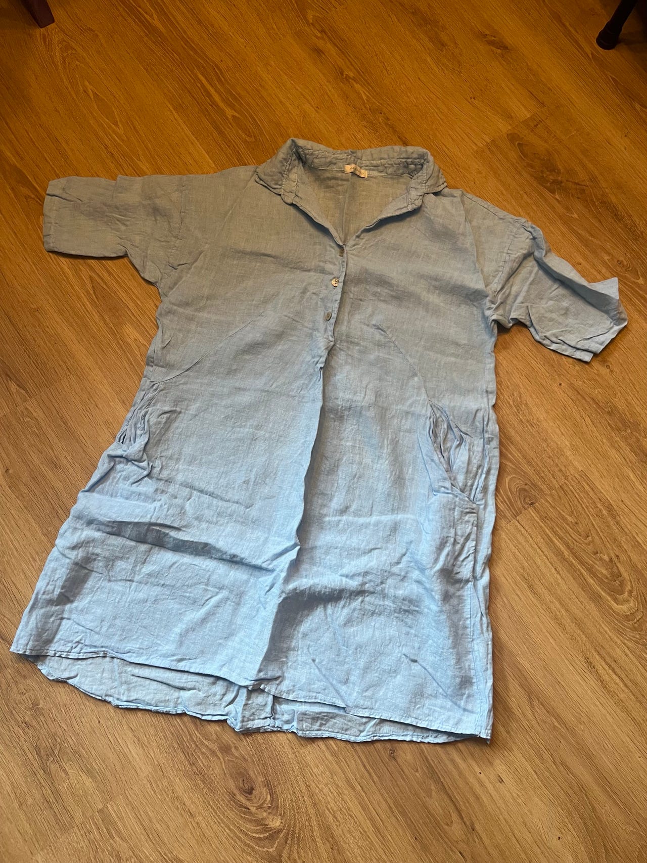 Vaaleansininen lyhythihainen pellavamekko L XL