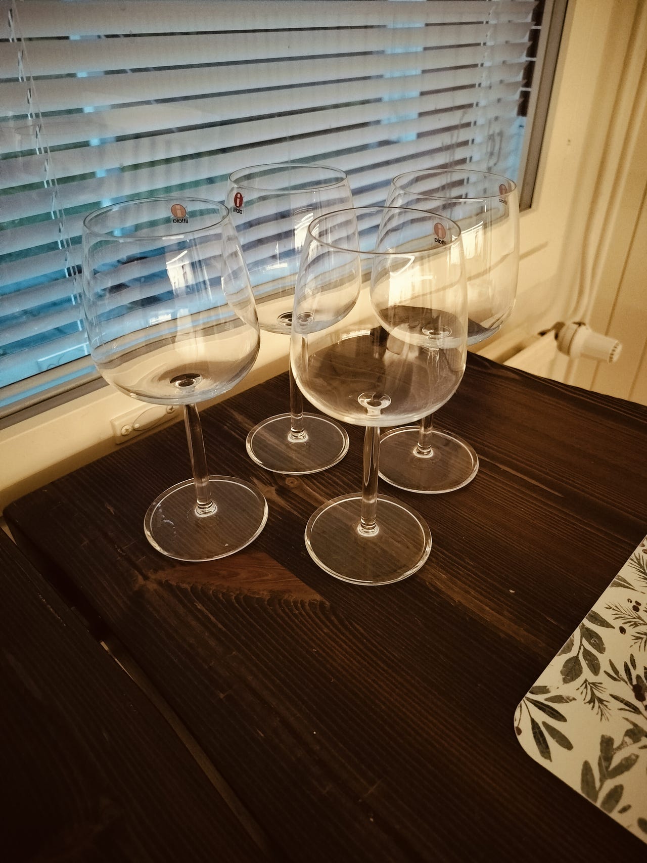 Iittala viinilasit (4kpl)