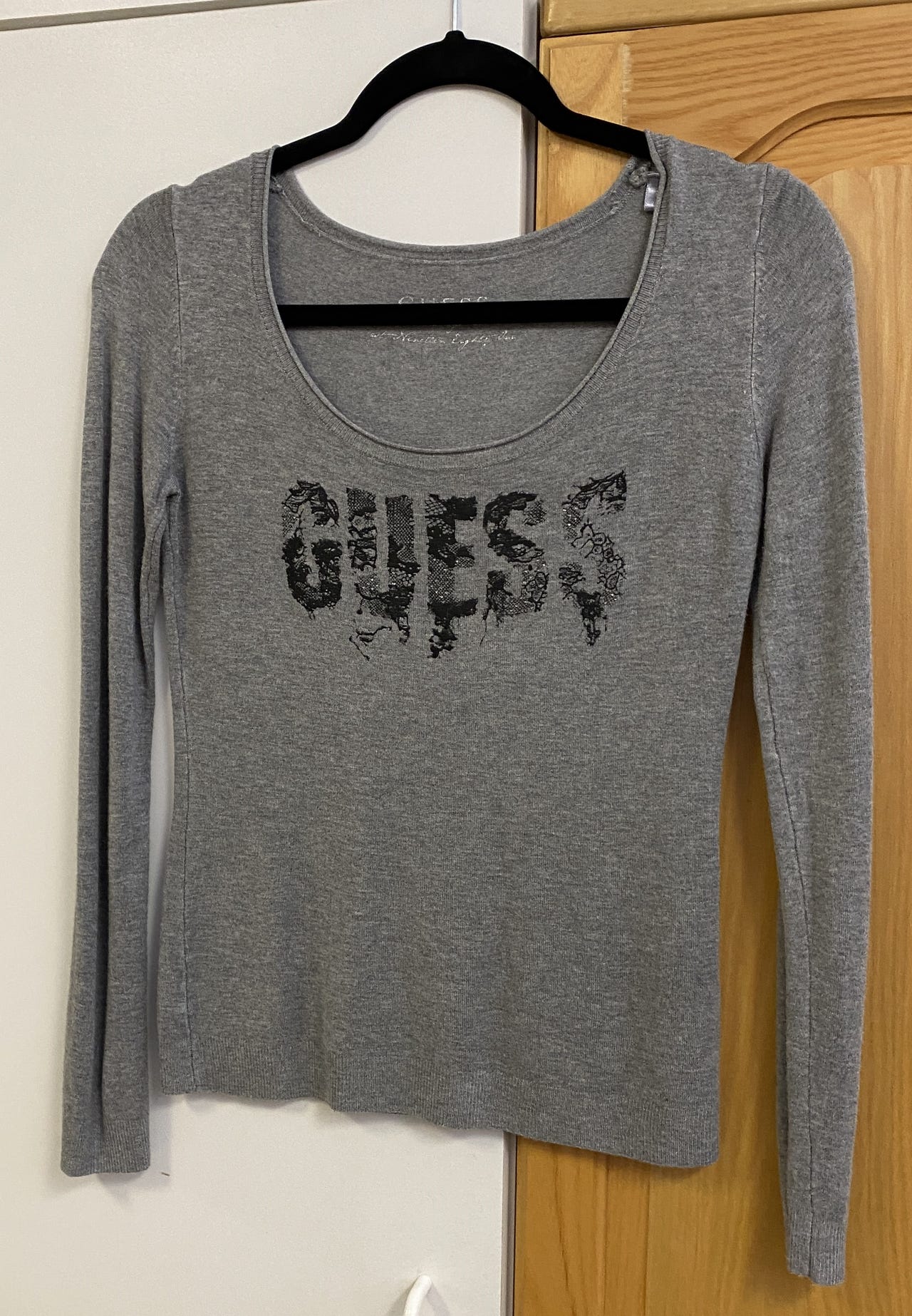 T-paita Guess, koko S