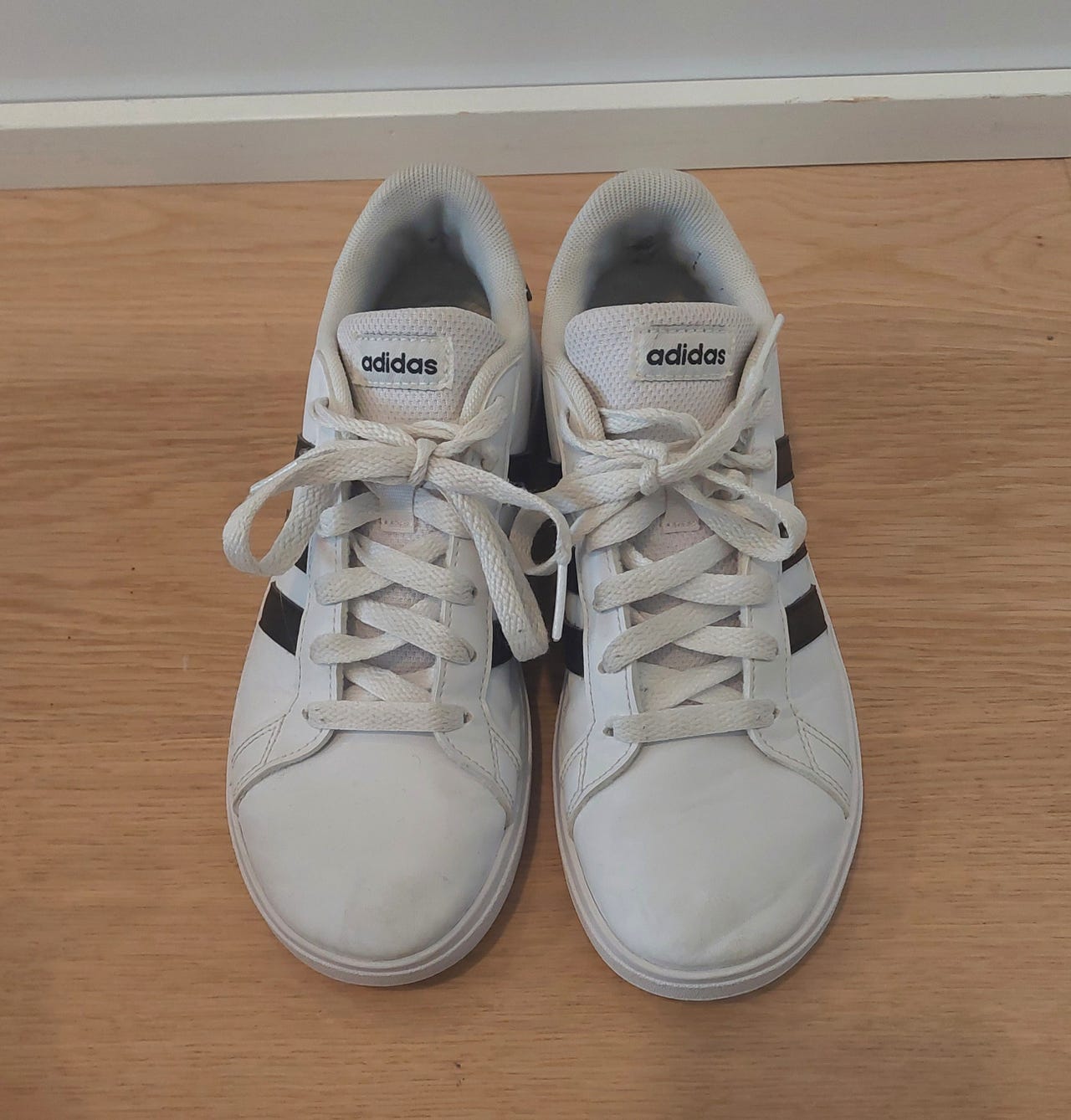 Adidas tennarit 36