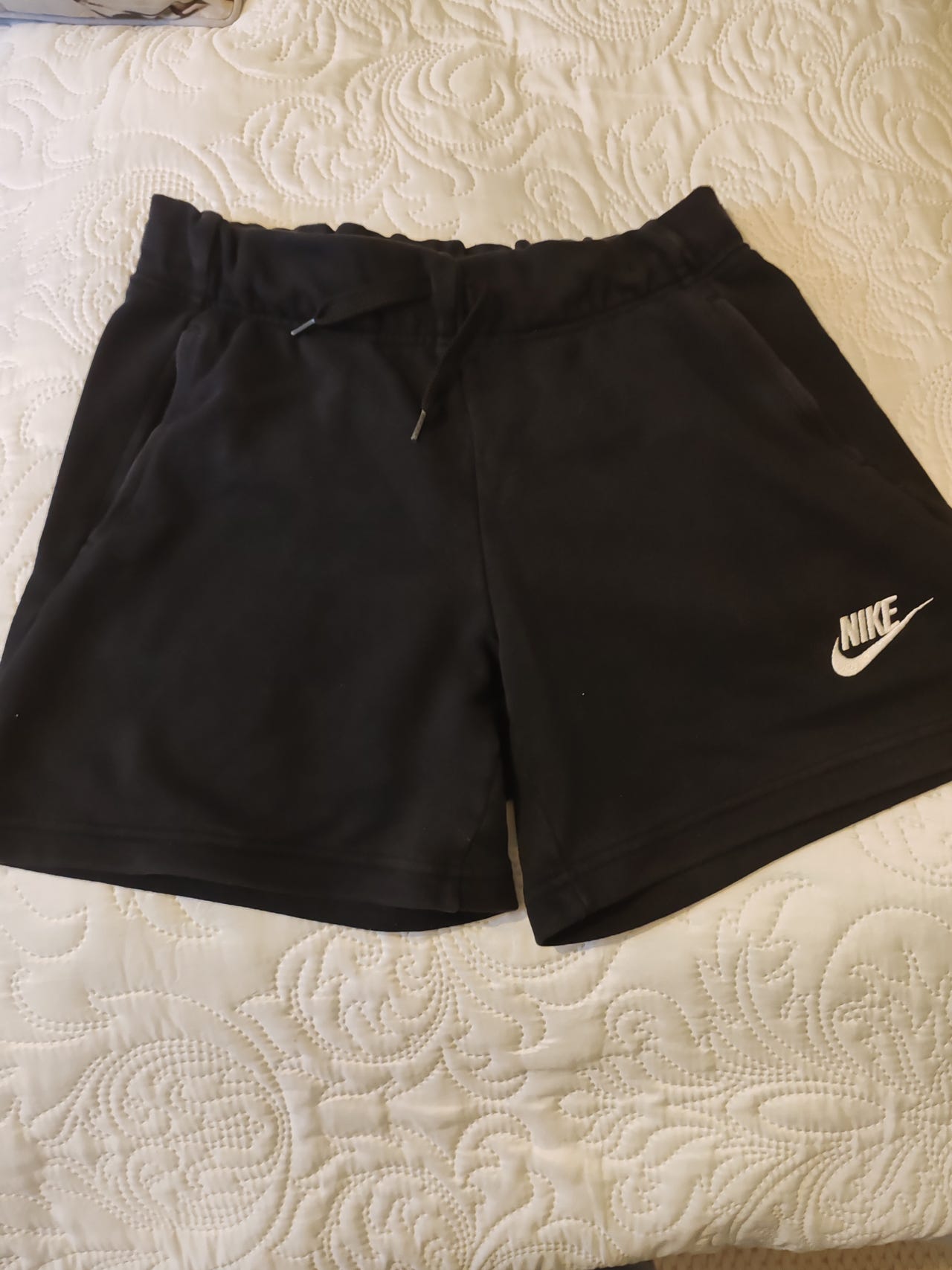 Nike shortsit 158-164