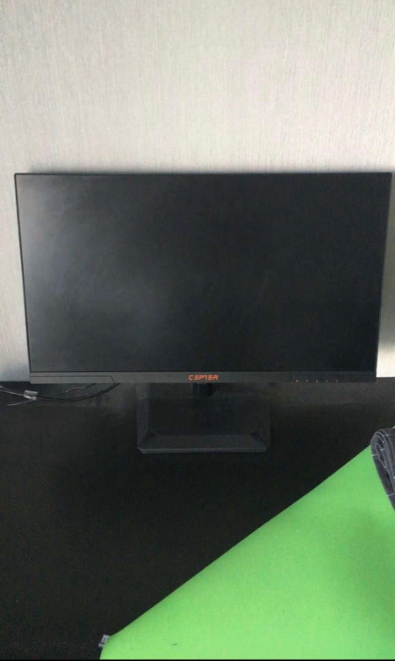 Pelinäyttö 240hz