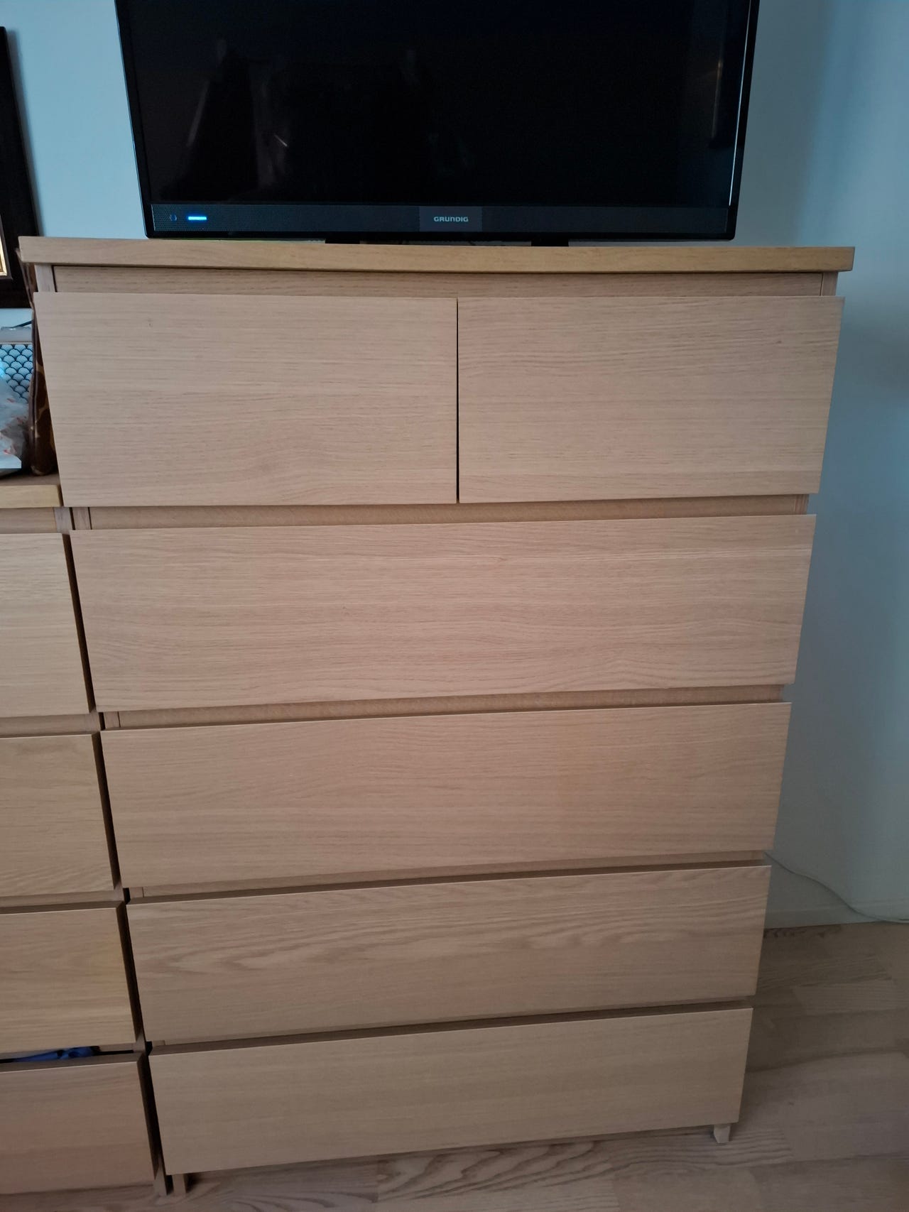 Ikea Malm lipasto