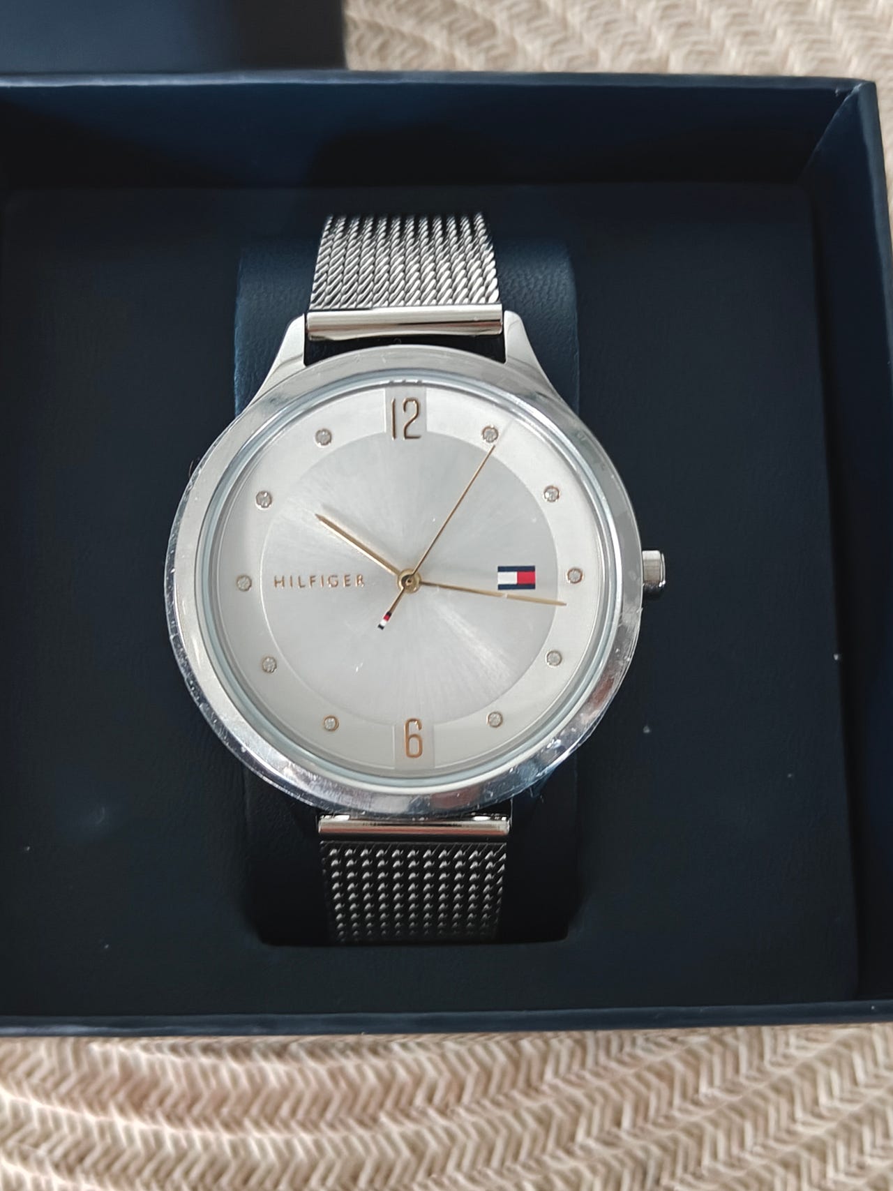 Tommy Hilfiger rannekello