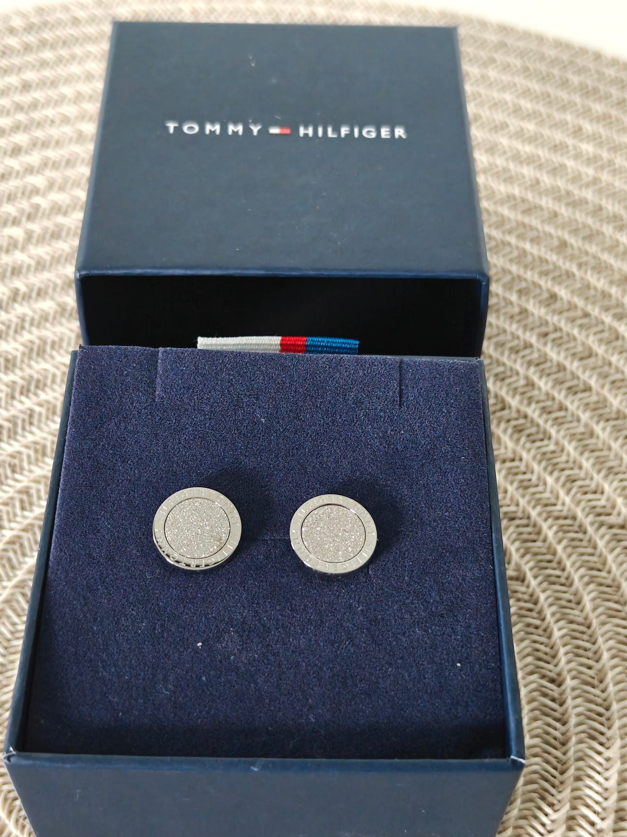 Tommy Hilfiger teräksiset korvakorut naiset