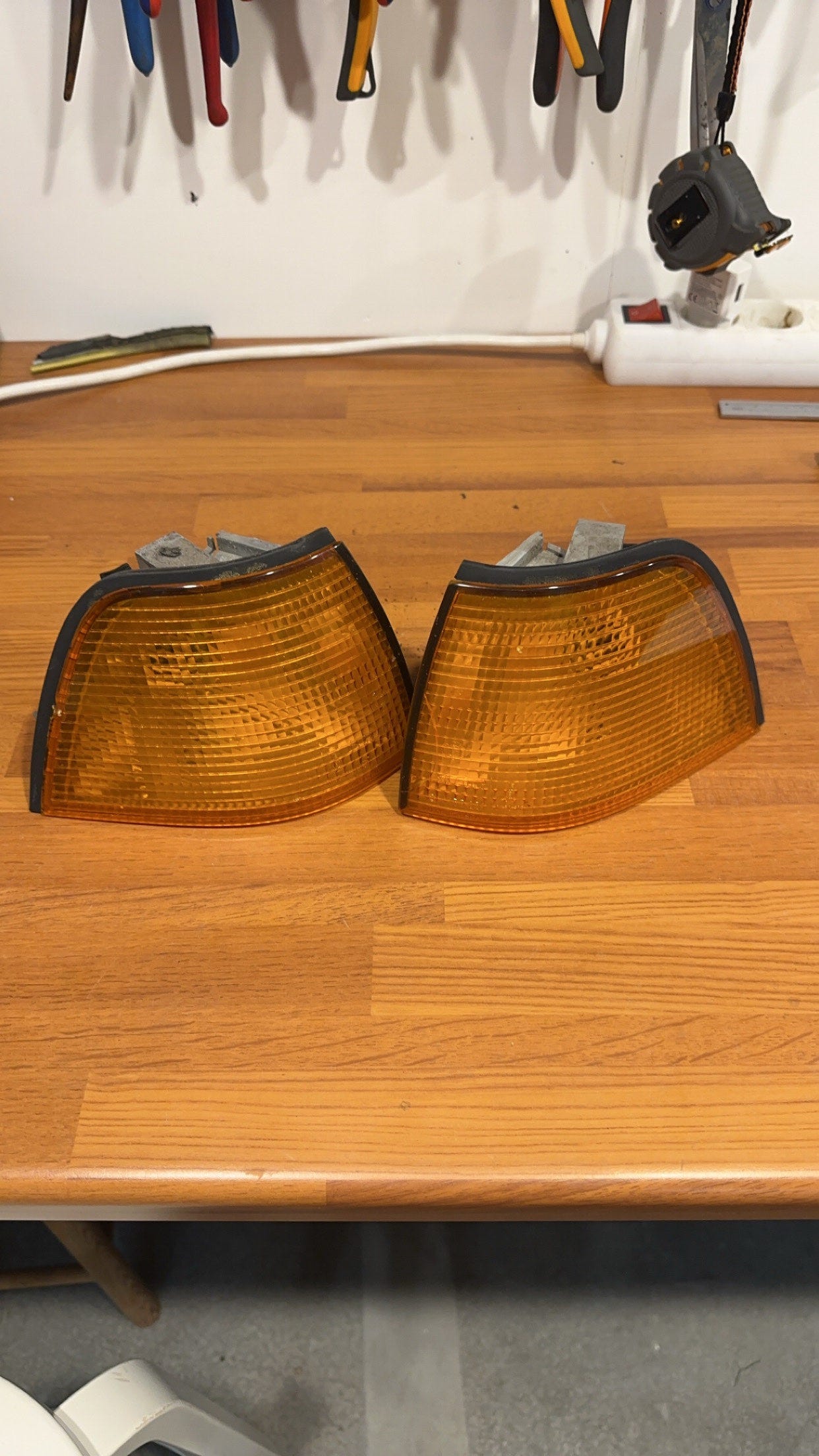 Bmw e36 oranssit etuvilkut