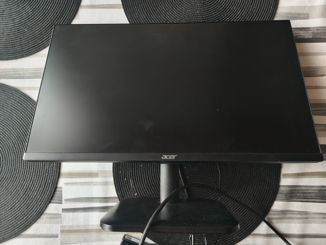 Acer R241Y 24 ips-näyttö