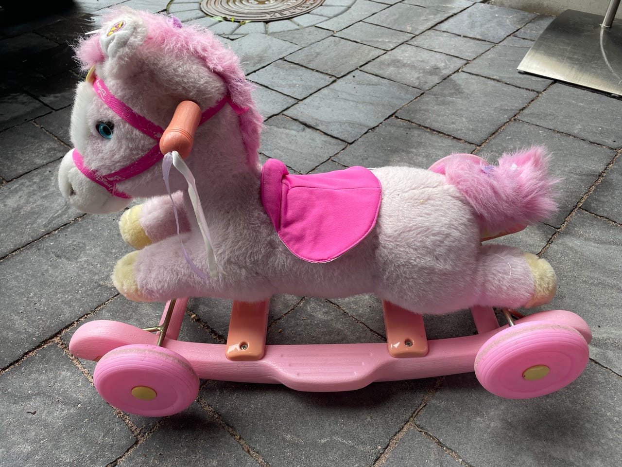Prinsessa keinuhevonen