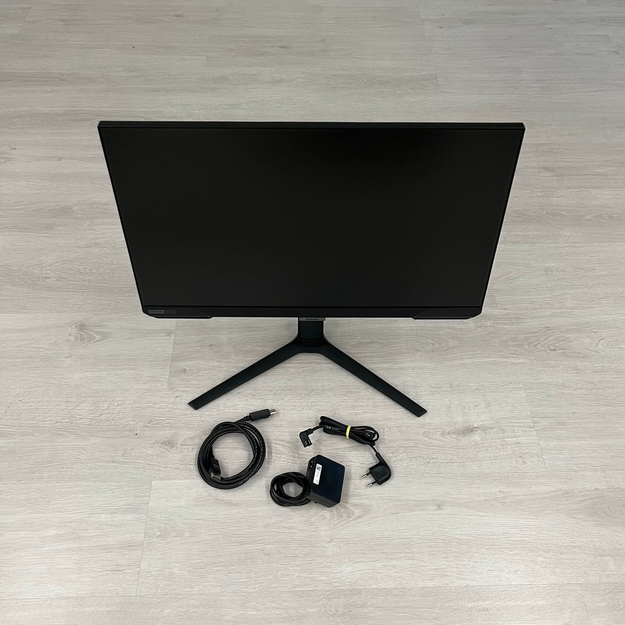 Samsung Odyssey G4 25 240Hz Pelinäyttö