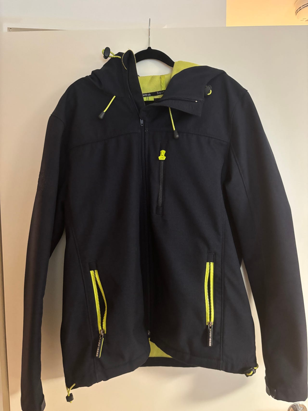 Superdry Takki