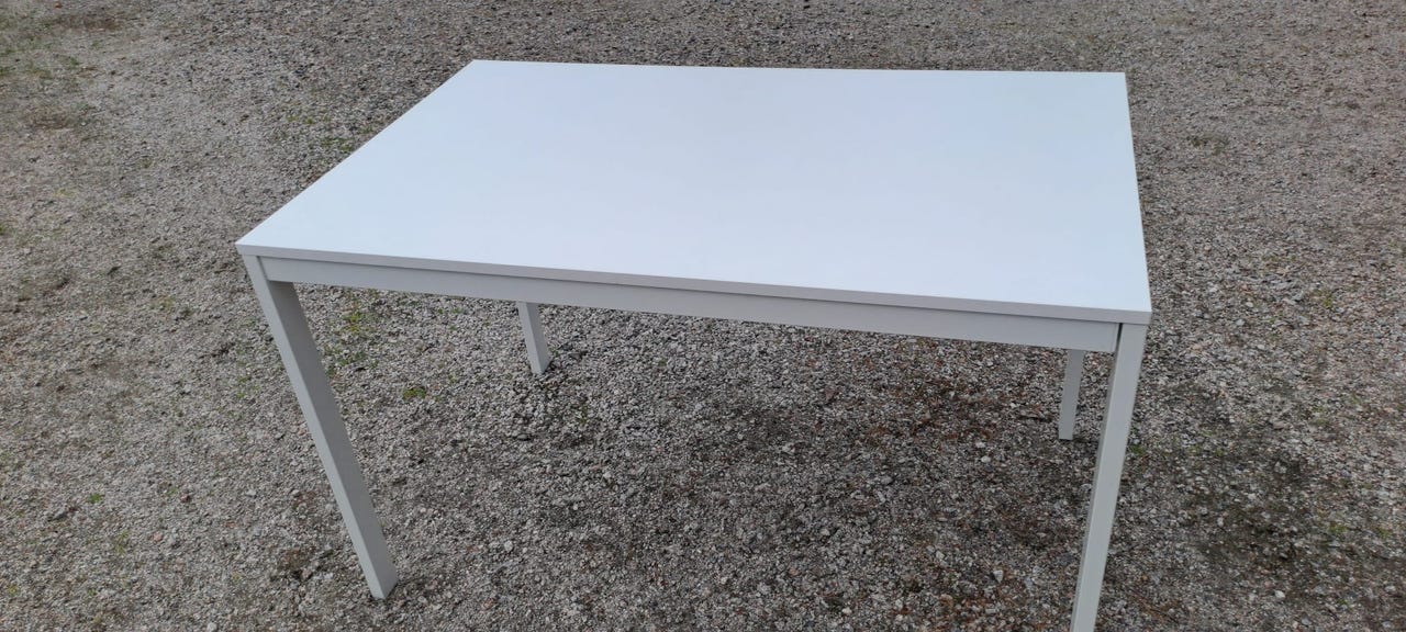Jatkettava ruokapöytä 75cmx x 120/180cm