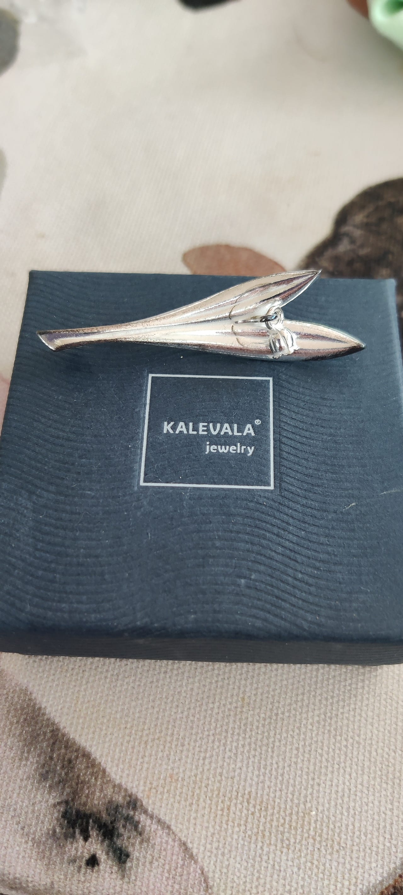 Kalevala rintakoru