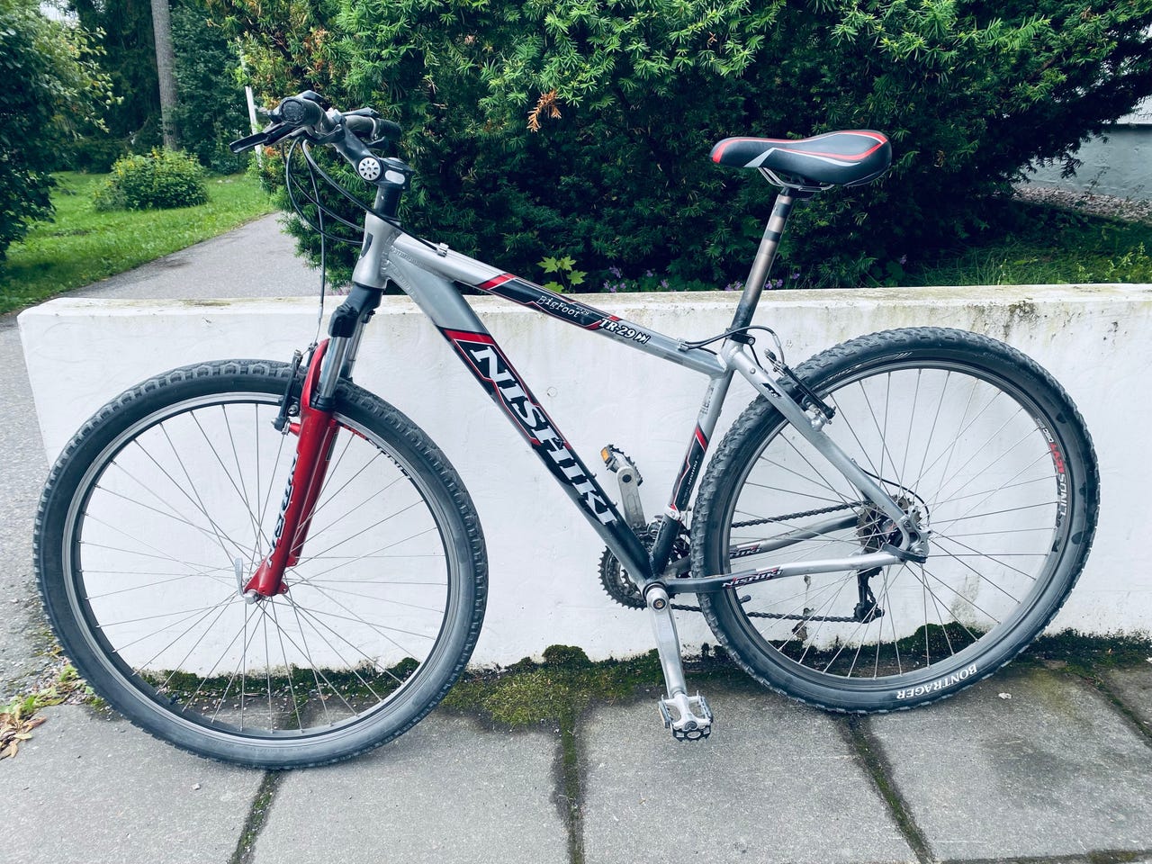 Nishiki Bigfoot TR-29 (29) maastopyörä / hybridi