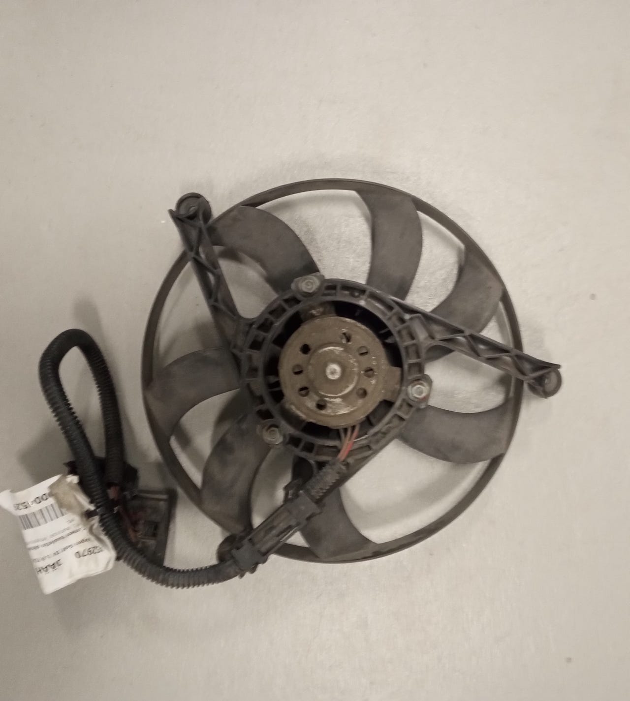 Volkswagen jäähdyttimen flekti / puhallin