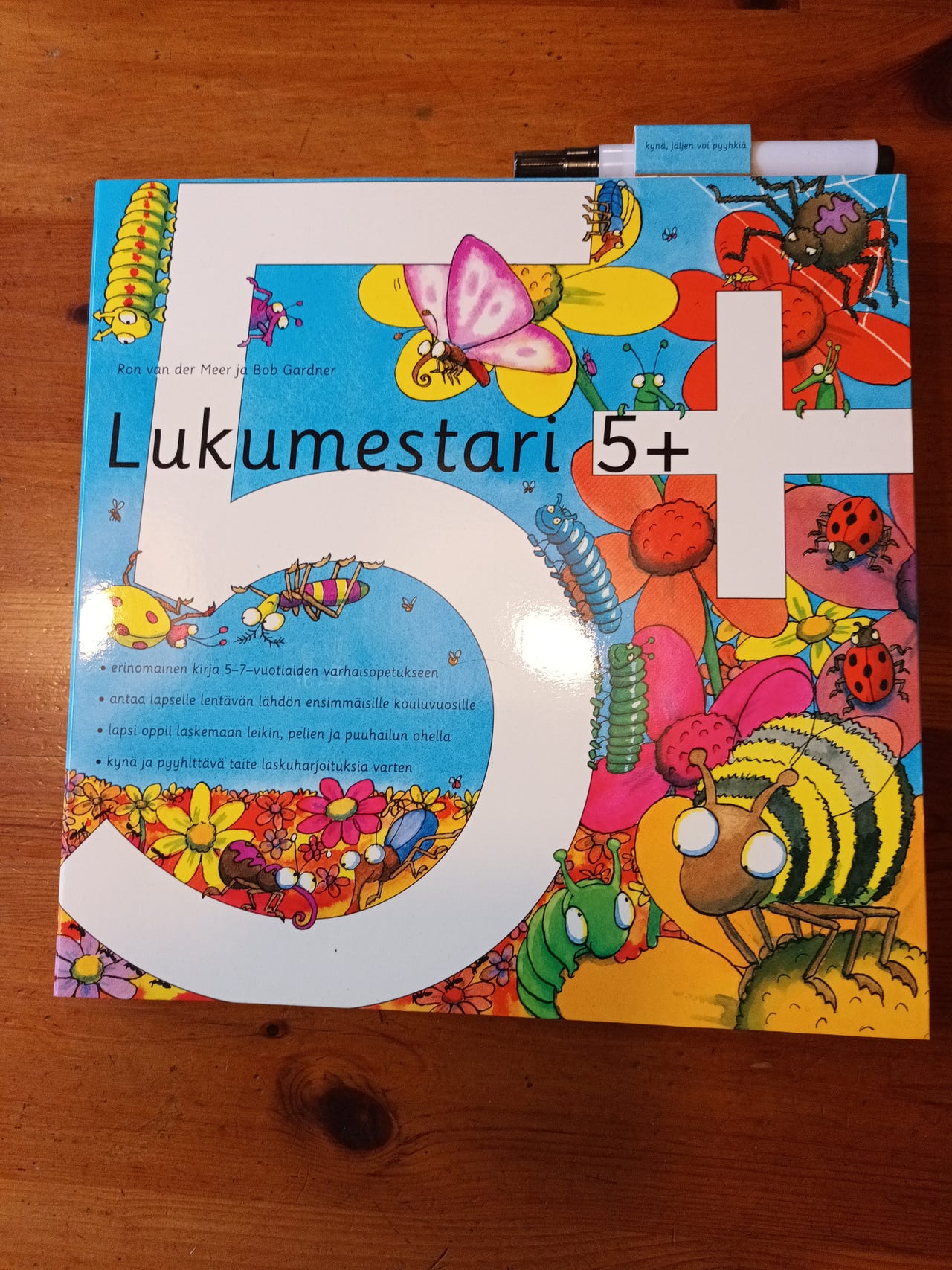 Lukumestari 5+ ja 7+ lasten tehtäväkirjat