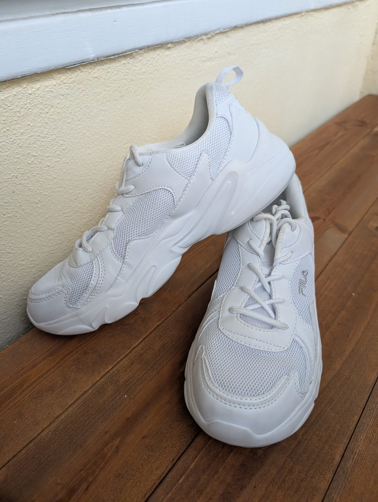 Fila valkoiset vapaa-ajan tennarit koko 41
