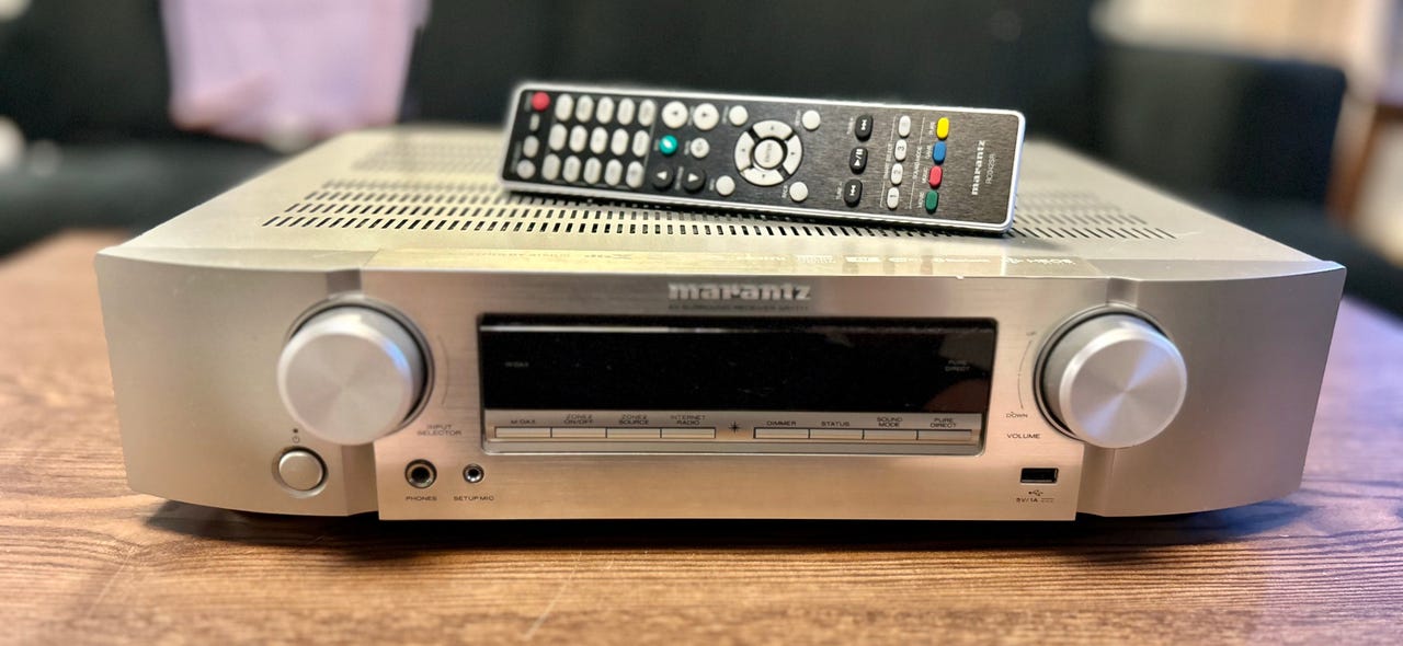 Marantz NR1711 AV-viritinvahvistin hopea