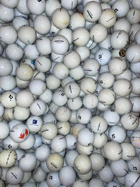 Bridgestone-tour golfpalloja edullisesti