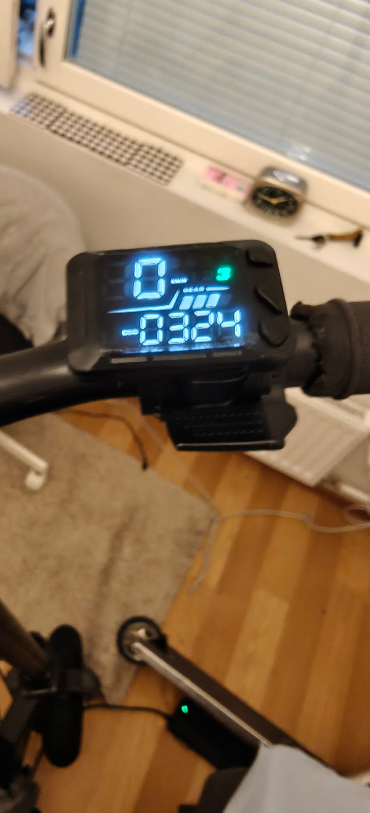 Drivetron dt08 (VAIHDOT MYÖS KÄY, VOIN MAKSAA VÄLIRAHAA JOISTAIN)