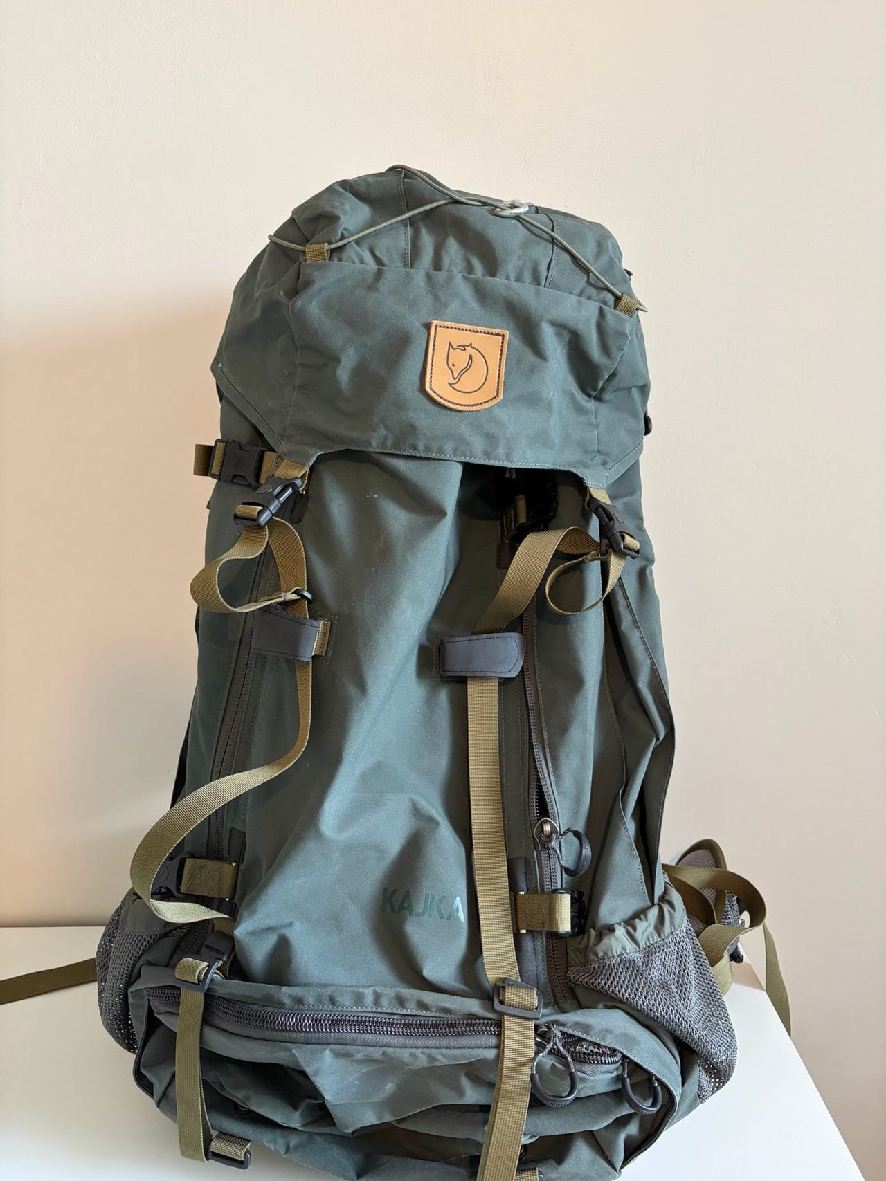 Fjällräven Kajka 65L rinkka vihreä