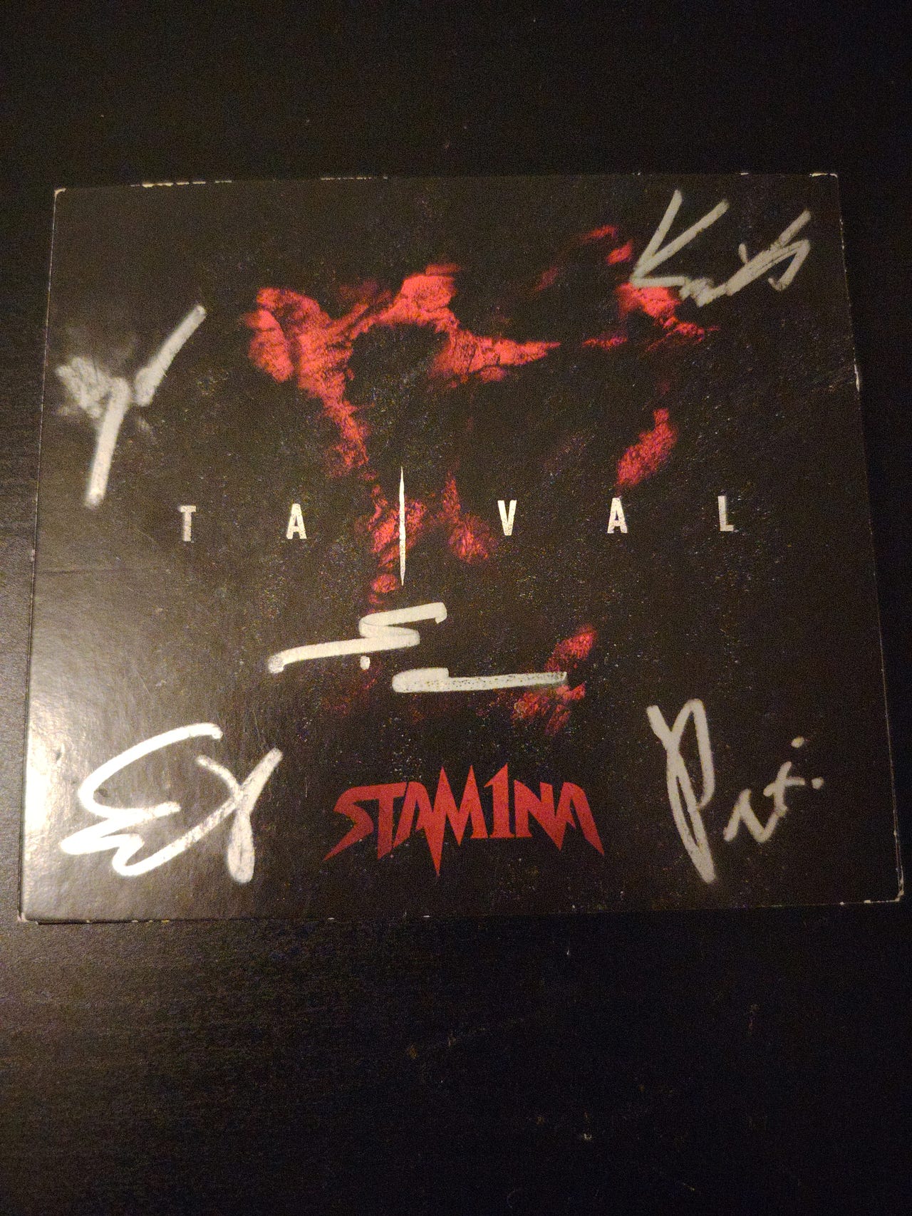 Stam1na Taival CD-levy signeerattu