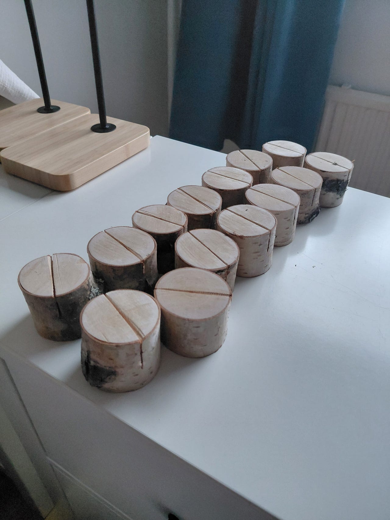 Koivuiset korttipidikkeet