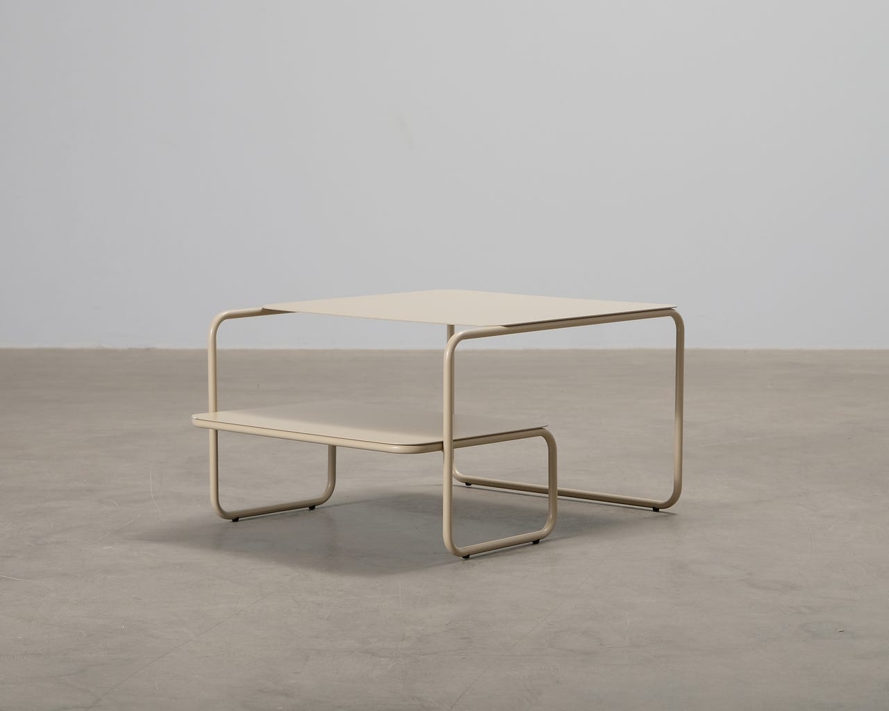 Ferm Living Level sohvapöytä beige