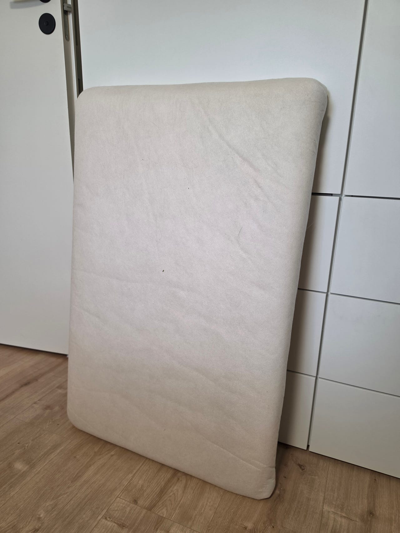 Ikea Söderhamn käsinojarungot