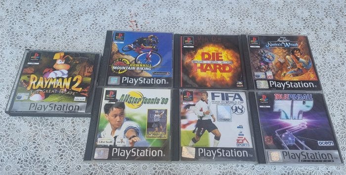 Sony - Playstation - 1 PAL game lot: Rayman 2 + Rayman Rush; FIFA