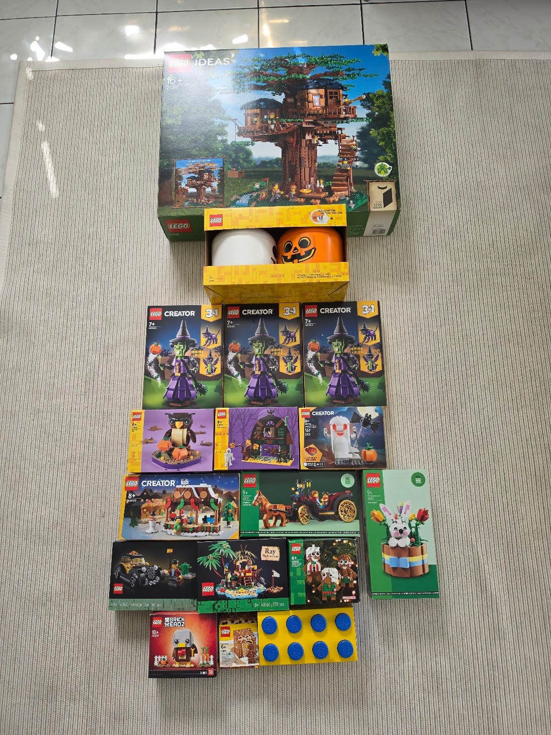 Legoja & oheistuotteita (suurin osa avaamattomia)