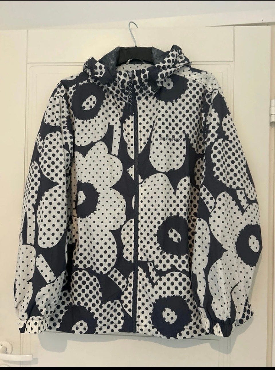 Marimekko Sattuma Unikko active takki