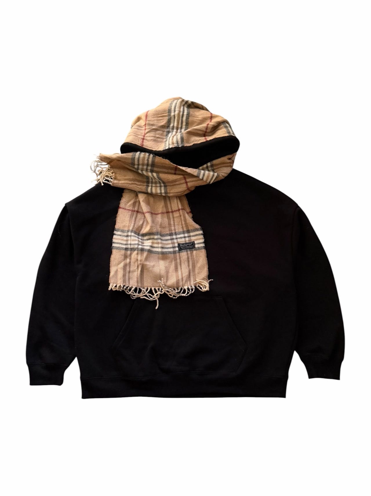 Custom huppari aidolla Burberry huivilla koko M