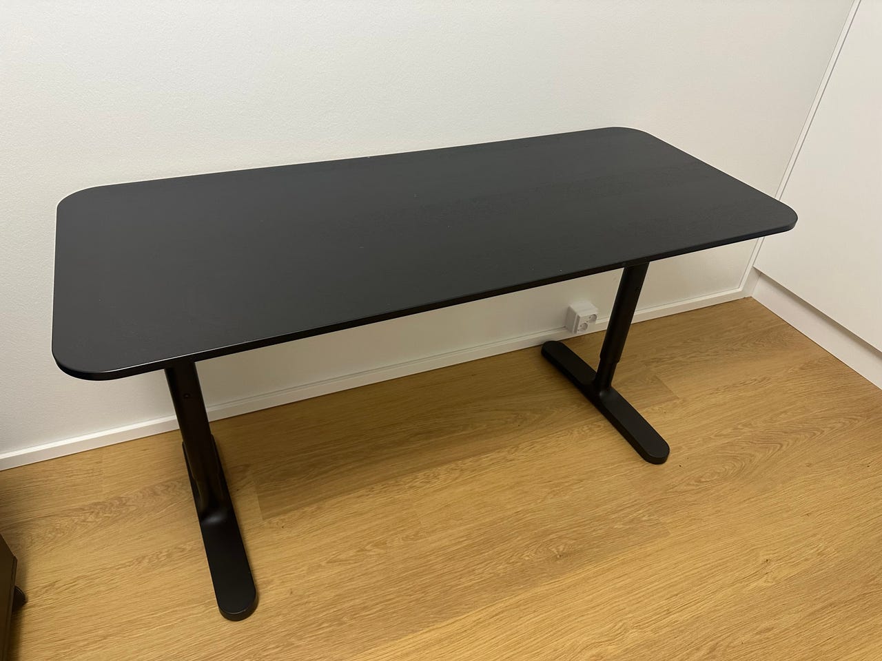 Ikea bekant työpöytä, musta