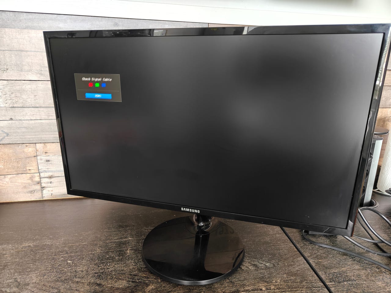 Samsung S24F354FHU 23,5 näyttö
