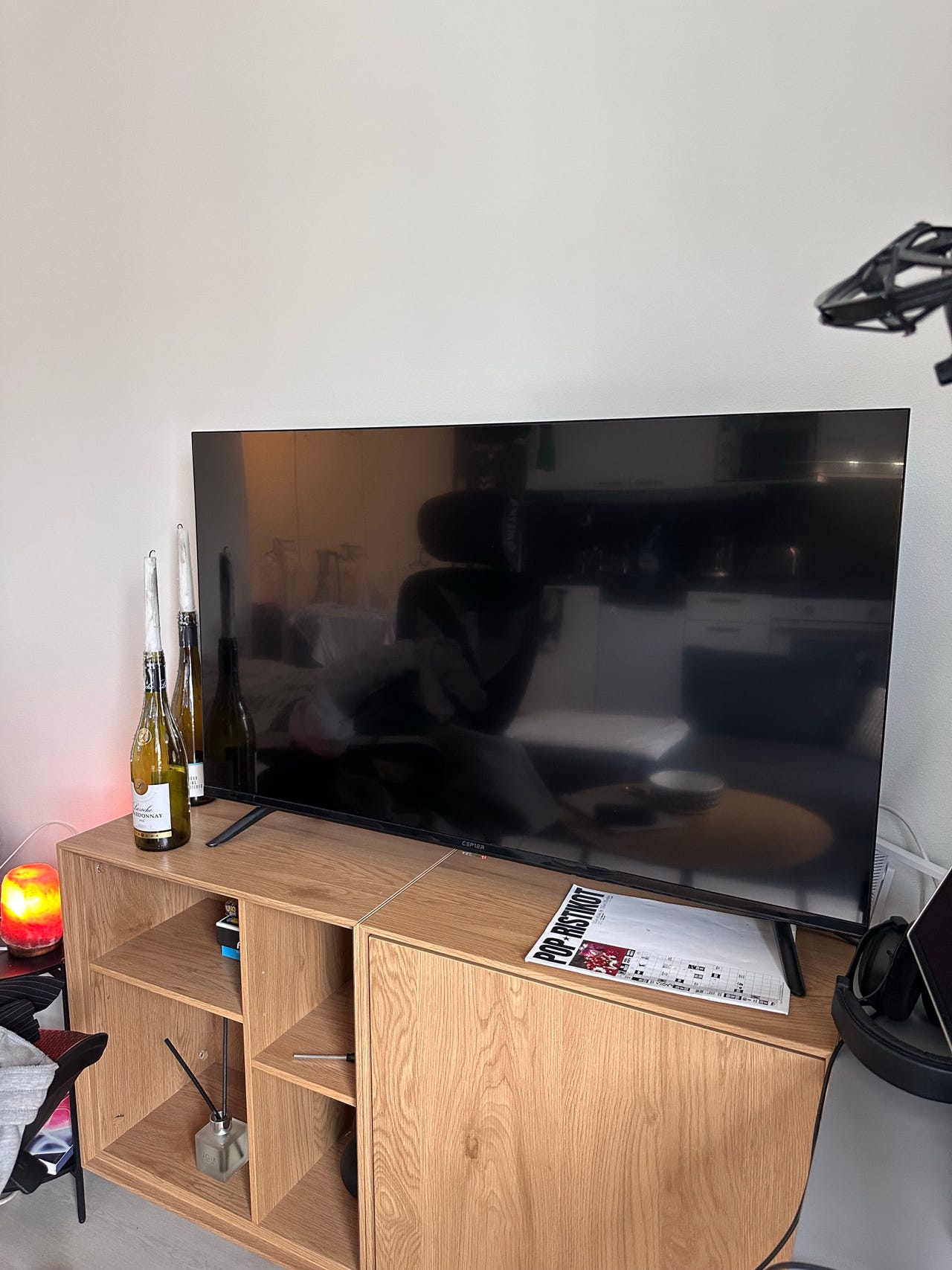 Cepter 43’’ TV