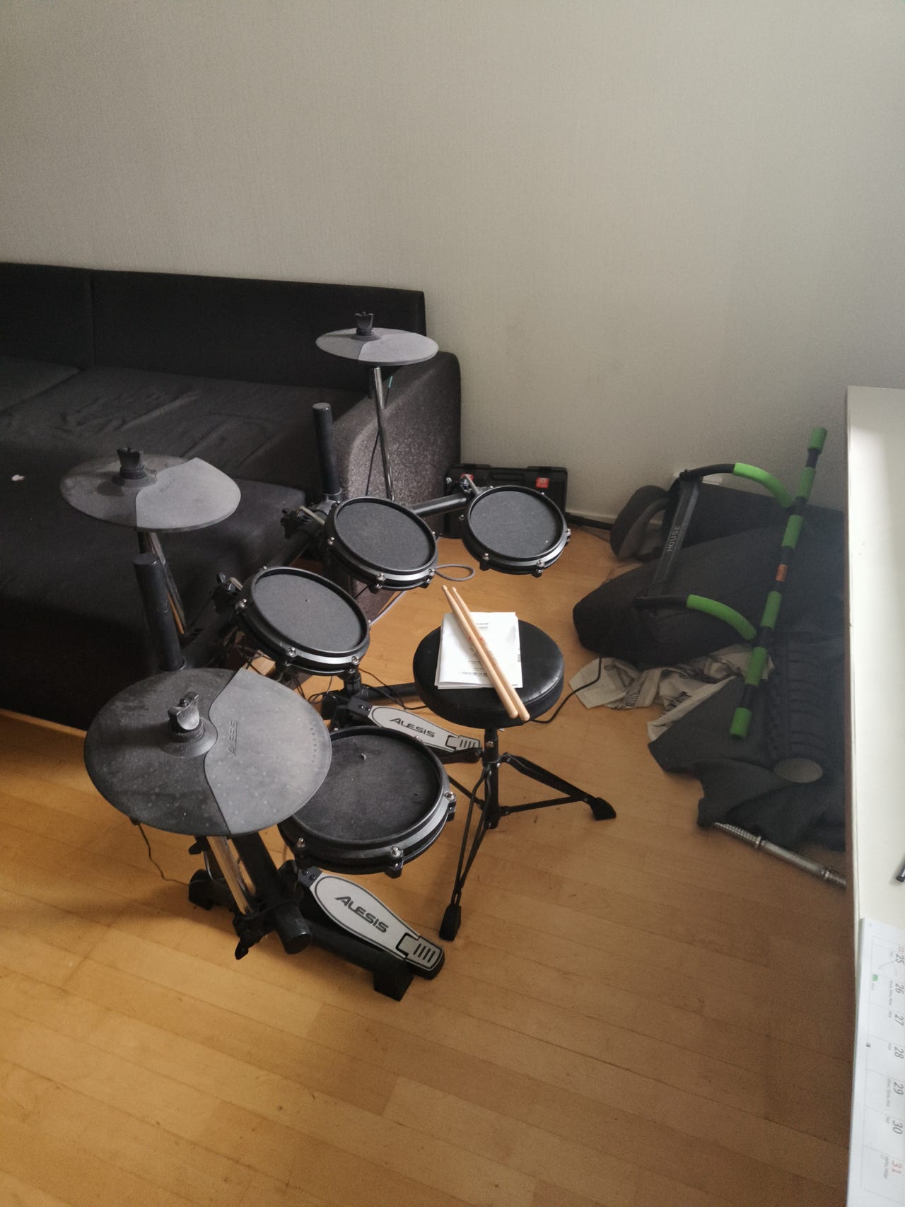 Sähkörummut Alesis Turbo drum module