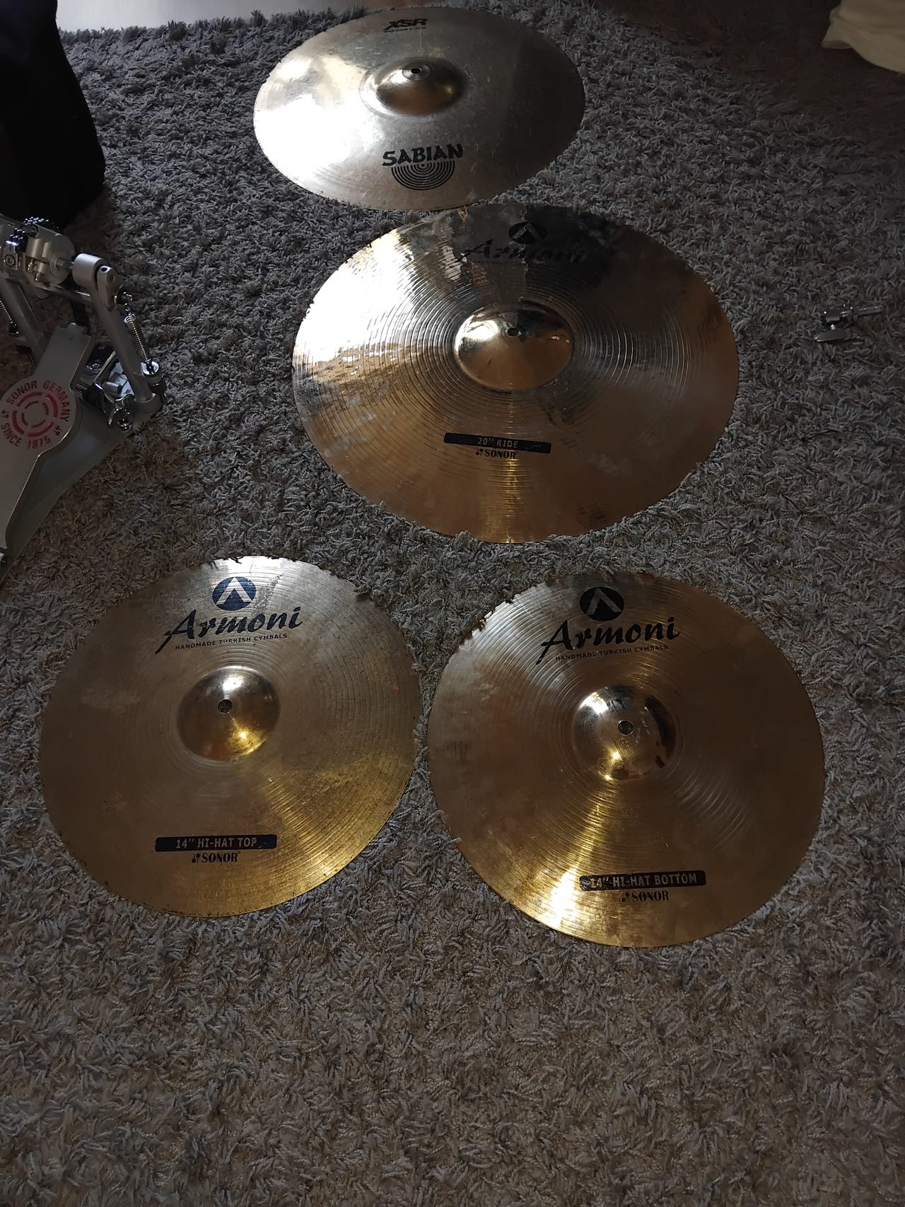 Pearl Export rumpusetti + Yamaha virveli + symbaalit