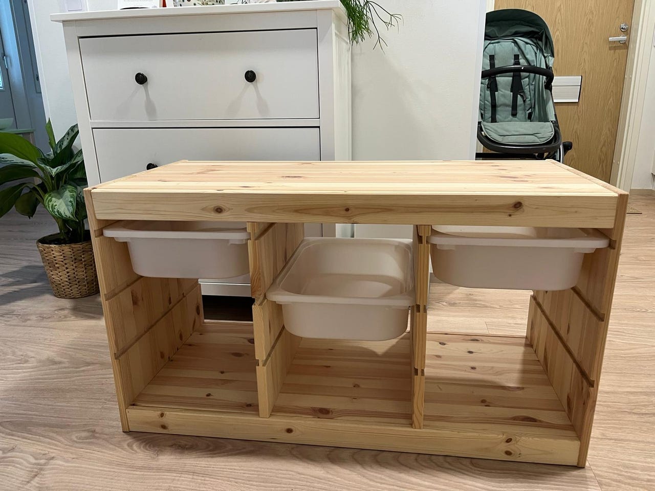 IKEA Trofast -runko (hylly)