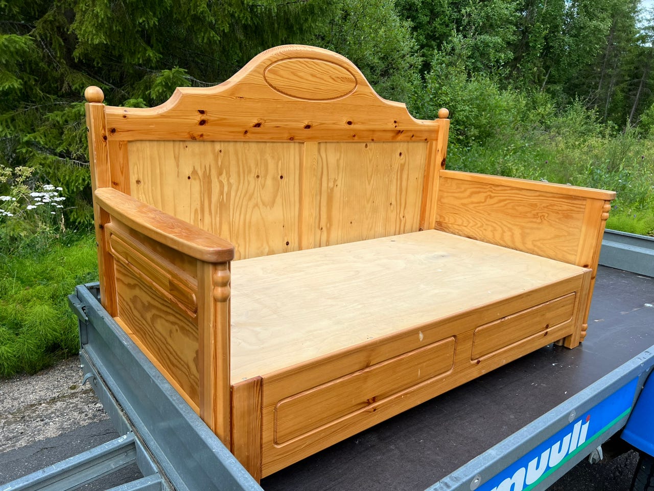 Mäntysohva