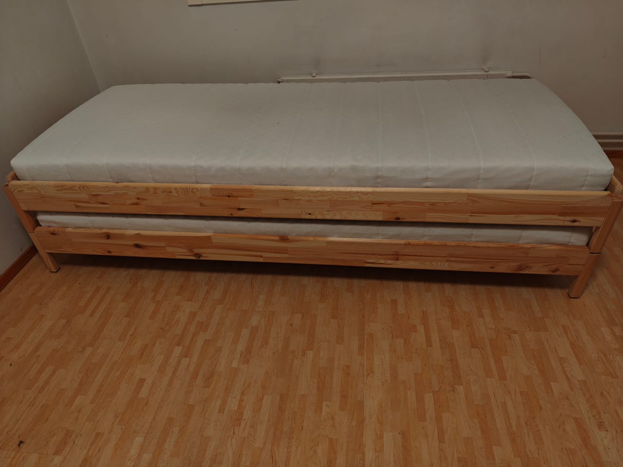 IKEA Utåker pinottava sänky