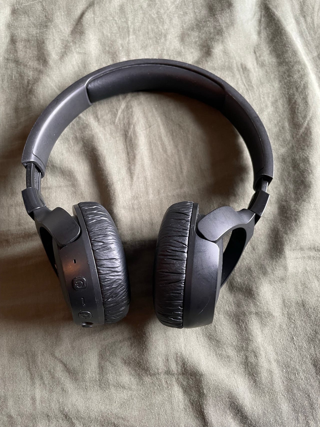 JBL Tune 660BTNC